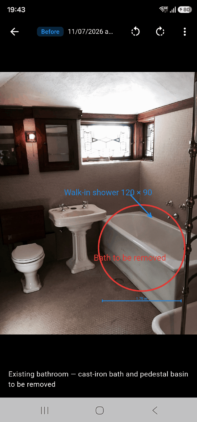 An annotated site photo in the Onelia app